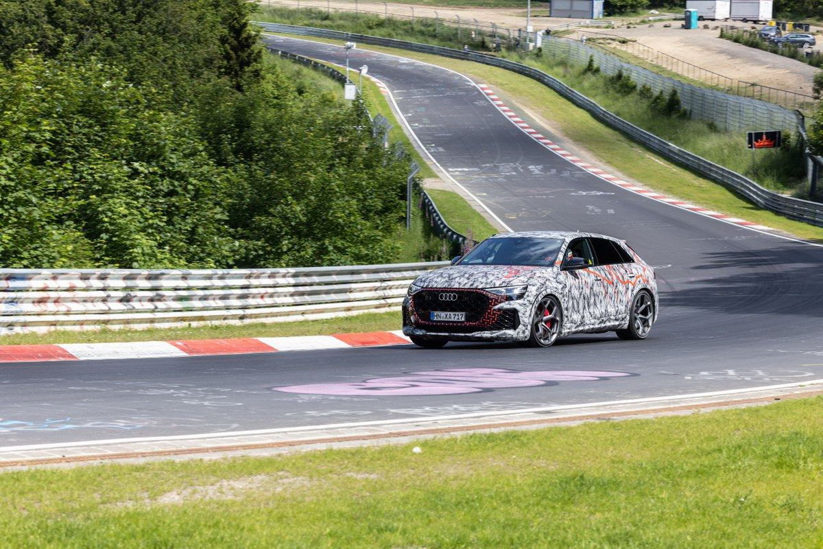 Více než jeden rekord ročně pro Pirelli na Nürburgringu Nordschleife