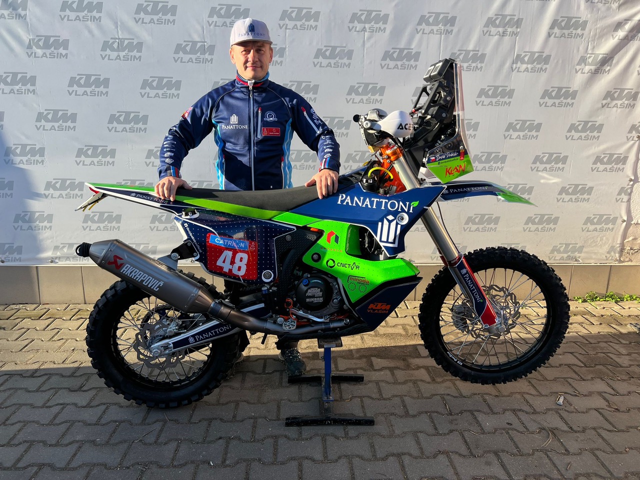 David Pabiška se chystá na další Rallye Dakar! S novým motocyklem a jako první jezdec s kompenzovanou CO2 stopou